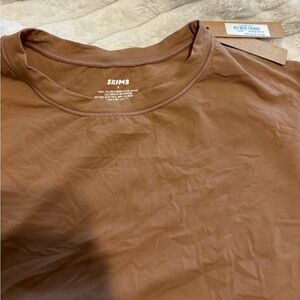NWT Skims Tee Shirt